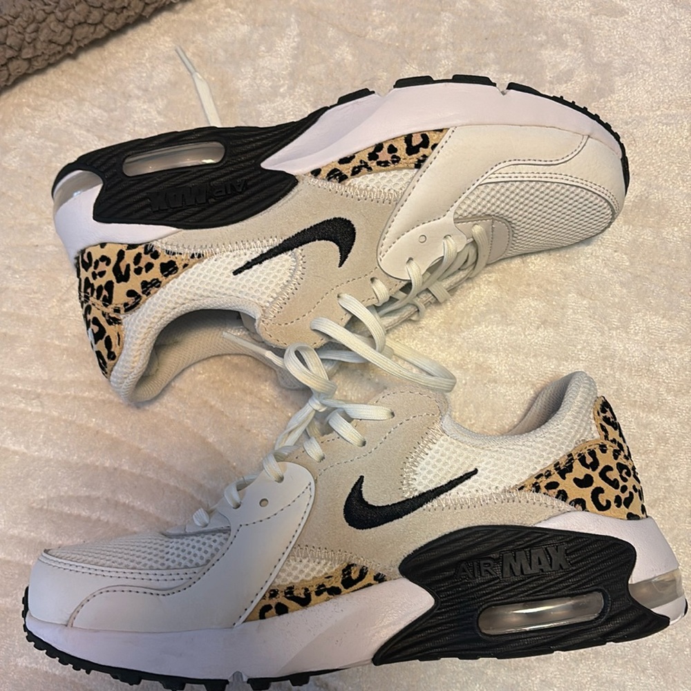 Nike Air Max Size 7
